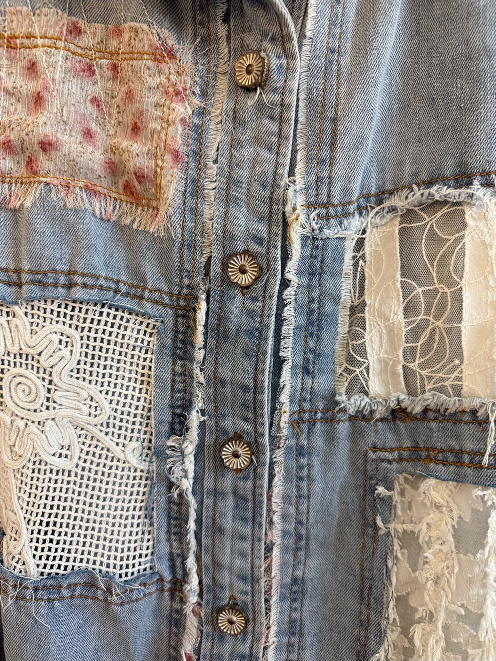 POL Distressed Patchwork Denim Vest with Lace and Embroidery - Picture 5 of 6